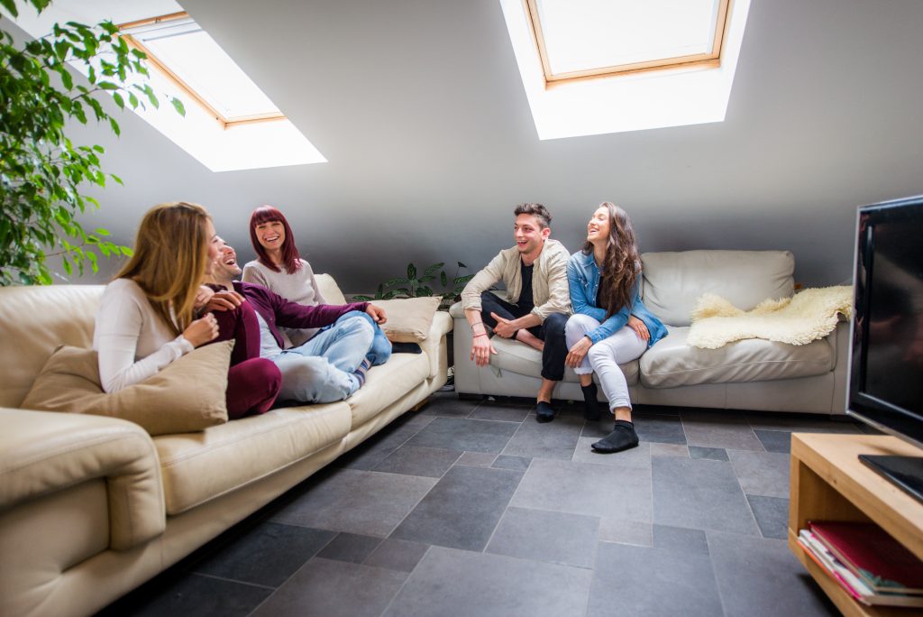 Compañeros compartiendo casa en México